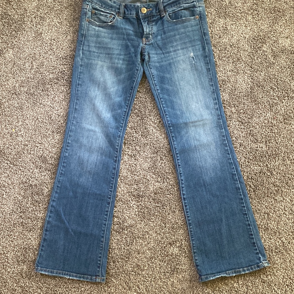American Eagle boyfriend jeans.  Size 6 in great condition - Picture 7 of 7